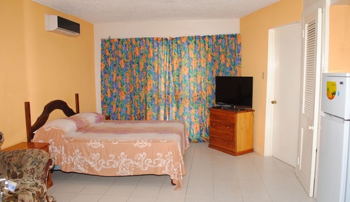 Studio Suite, 1 Double Bed, Kitchen