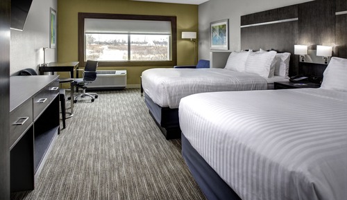 Suite, 2 Queen Beds, Accessible (Communications)
