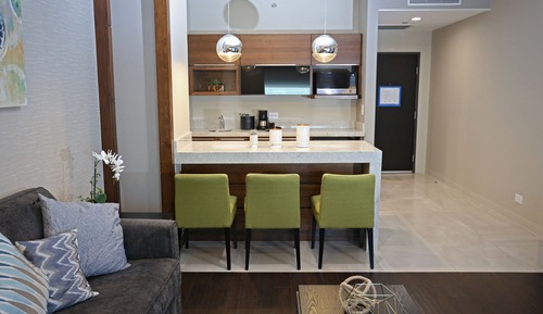 Suite, 1 King Bed (Additional Living Area)