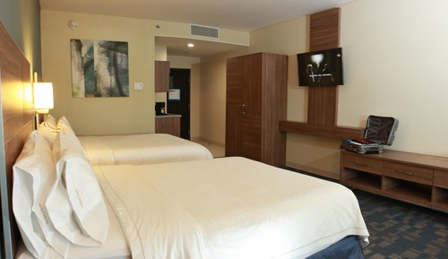 Suite, 2 Queen Beds