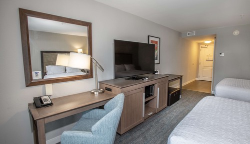 Room, 2 Queen Beds, Accessible, Bathtub (Tub)