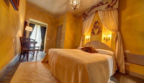 Luxury Apartment, 2 Bedrooms, Private Pool