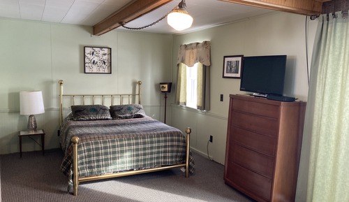 Deluxe Studio Suite