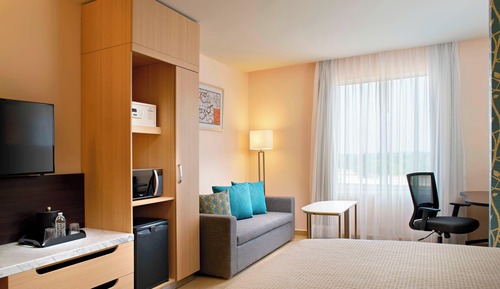 Studio, 1 King Bed, Non Smoking, City View