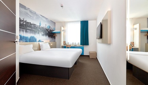 Standard Double Room, 1 Queen Bed