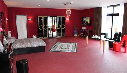 Royal Suite, Garden View