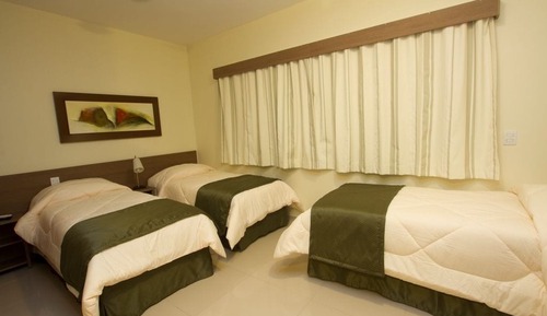 Room, Multiple Beds (PNE)