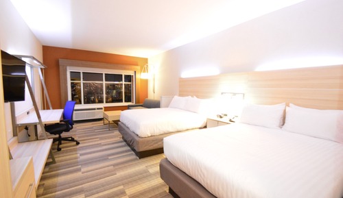 Suite, Multiple Beds