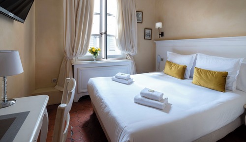 Classic Double Room, 1 Double Bed, Air conditioning, City View