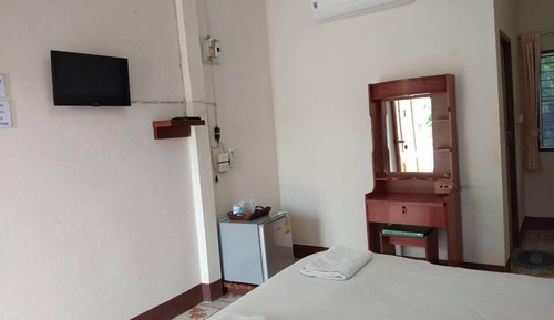 Basic Double or Twin Room