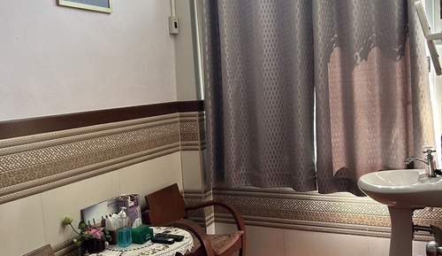 Standard Queen Room with Air Con