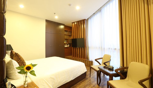 Deluxe Room, 1 King Bed