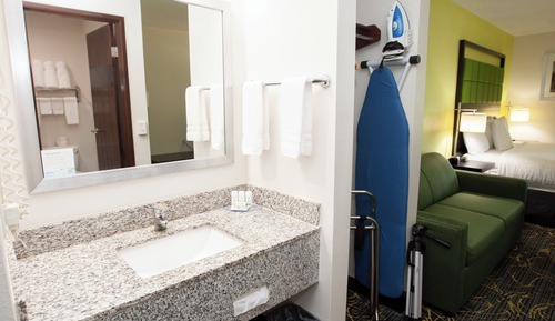 Suite, 1 King Bed, Non Smoking, Jetted Tub