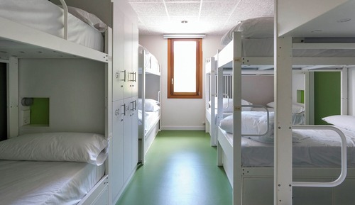 Private Room with shared bathroom for 14 adults