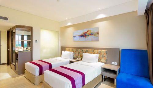 Superior Twin Room
