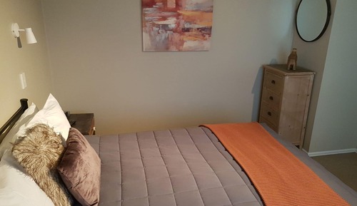 One Bedroom Apartment