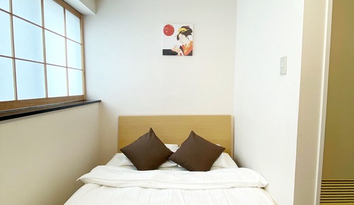 Double Room with Private Bathroom (404)