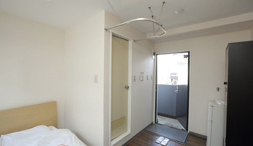 Double Room with Private Bathroom (403)