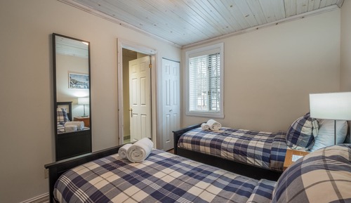 Economy Room, 2 Twin Beds