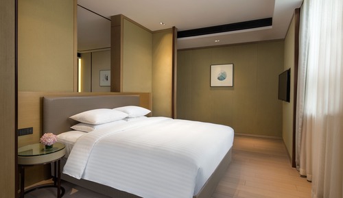 Executive Suite, 1 King Bed