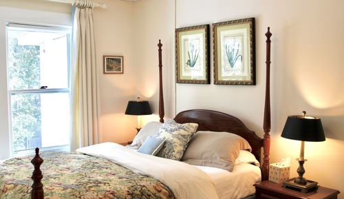 Standard Room, 1 Queen Bed, Non Smoking (Blue and White)