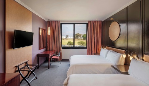 Room, 2 Queen Beds, Garden View