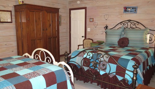Room, Private Bathroom (Country)