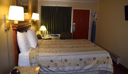 Standard Room, Non Smoking, Private Bathroom