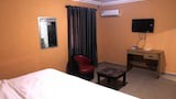 Deluxe Room, 1 King Bed, City View