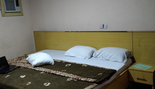 Executive Room, 1 King Bed, City View