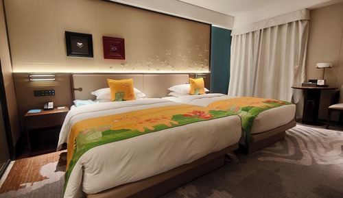 Family Room, Multiple Beds