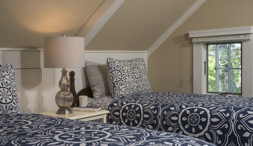 Room, Private Bathroom (Twin Bedroom)