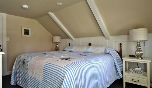 King (Twin) room #5