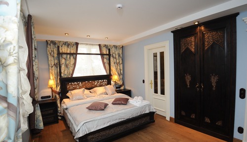 Superior Double Room, City View