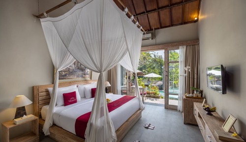 Suite, Pool Access (with Daily Afternoon Tea)