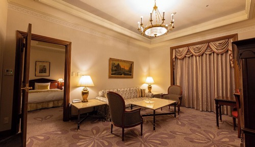 Crown Suite Room, Non Smoking