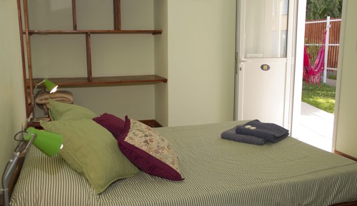 Single with private bathroom