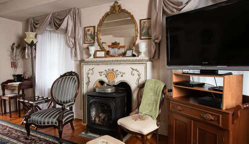 Suite (The Bowman Suite)