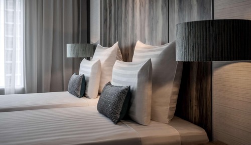 Deluxe Room, 2 Twin Beds, Sea View