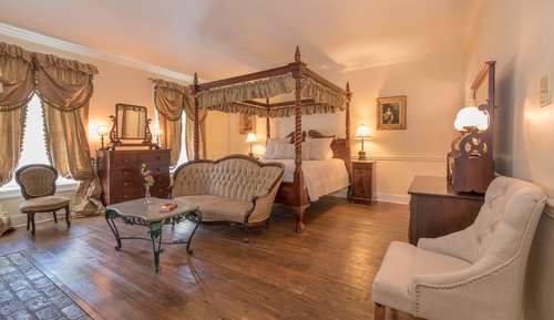 Room, Private Bathroom (The Clara Room)