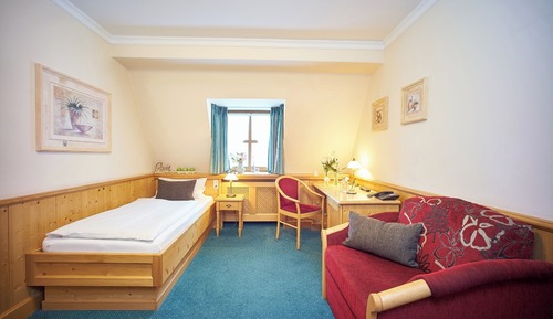 Standard Single Room