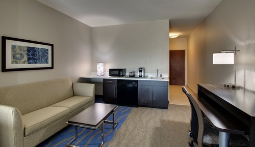 Suite, 2 Queen Beds, Accessible (Comm, Accessible Tub)
