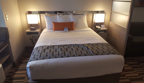 Deluxe Room, 2 Queen Beds, Non Smoking