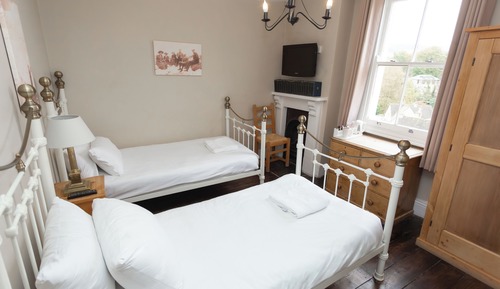 Twin Room, Shared Bathroom