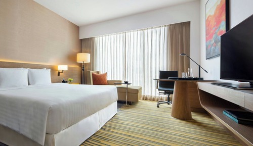 Executive Suite, 1 Bedroom, Non Smoking, City View