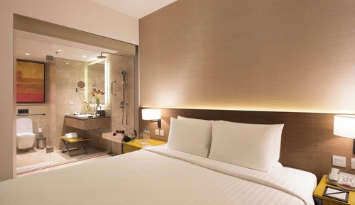 Executive Room, 1 King Bed, Non Smoking, City View