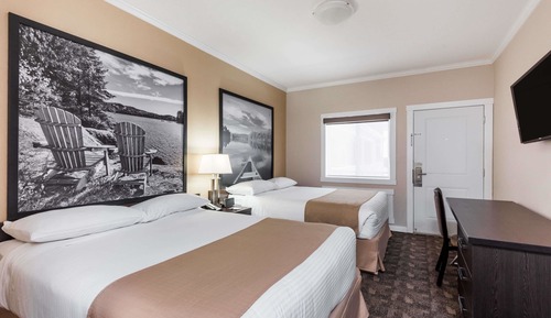 Room, 2 Queen Beds, Non Smoking