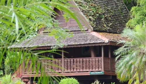 Traditional House, 6 Bedrooms (บ้านชมเดือน - max 18 persons)