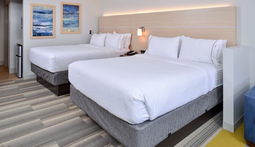 Suite, 2 Queen Beds (Additional Living Area)