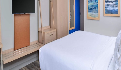 Room (Specialty)
